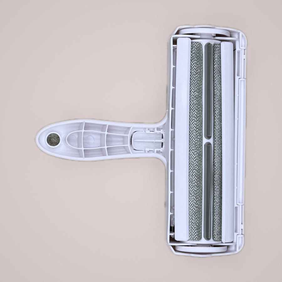 Holmere reusable fur roller — top-down, full length